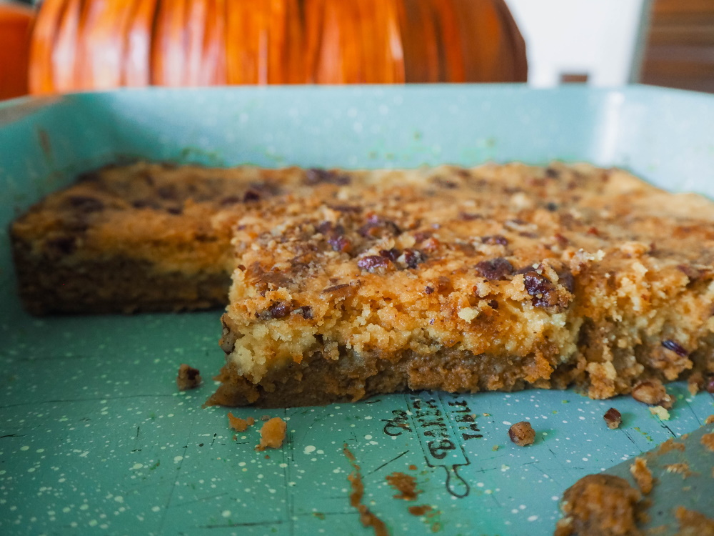 how to make pumpkin pecan crunch cake recipe