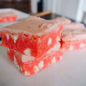 How to Make Strawberry Crunch Bars