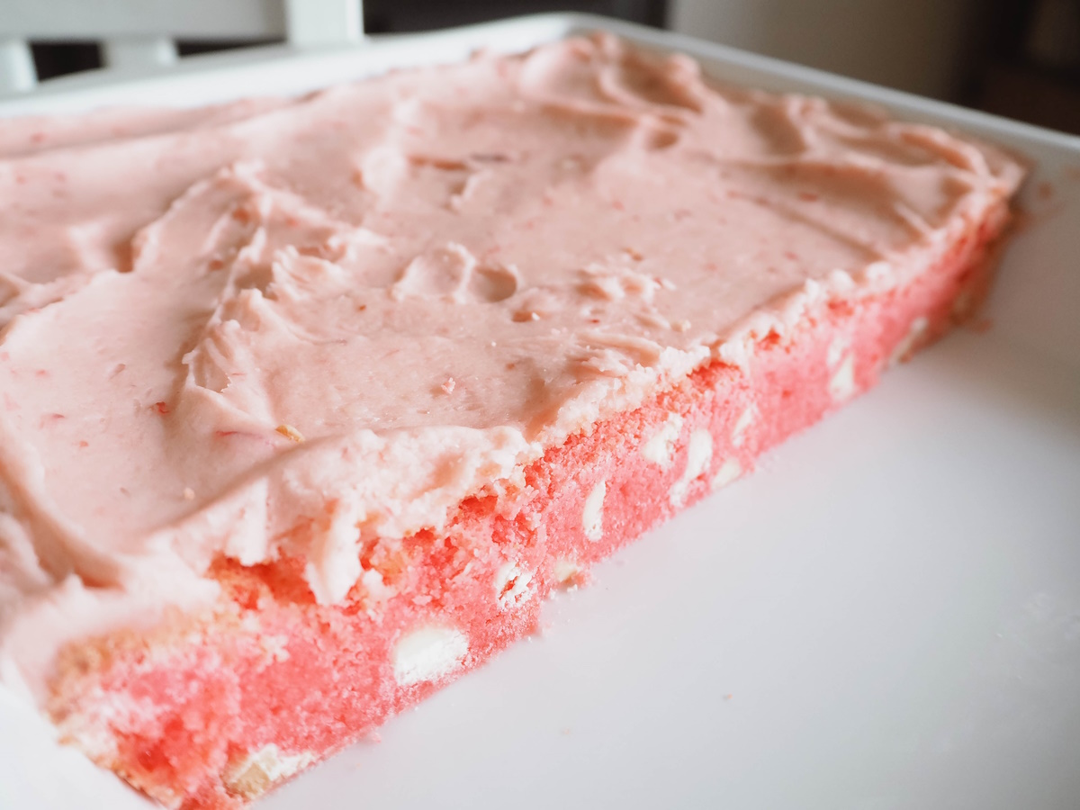 How to Make Strawberry Crunch Bars